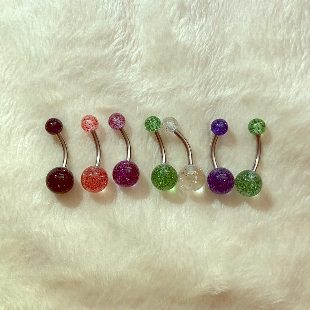 Belly button jewelry